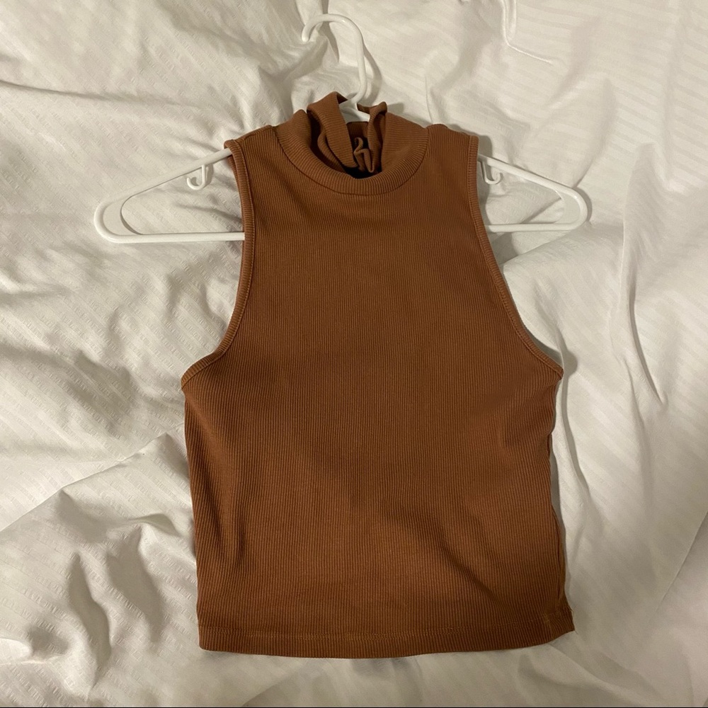 Turtle neck crop top Zara